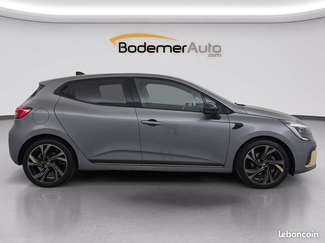 RENAULT Clio E-Tech full hybrid 145 Engineered (image 6)