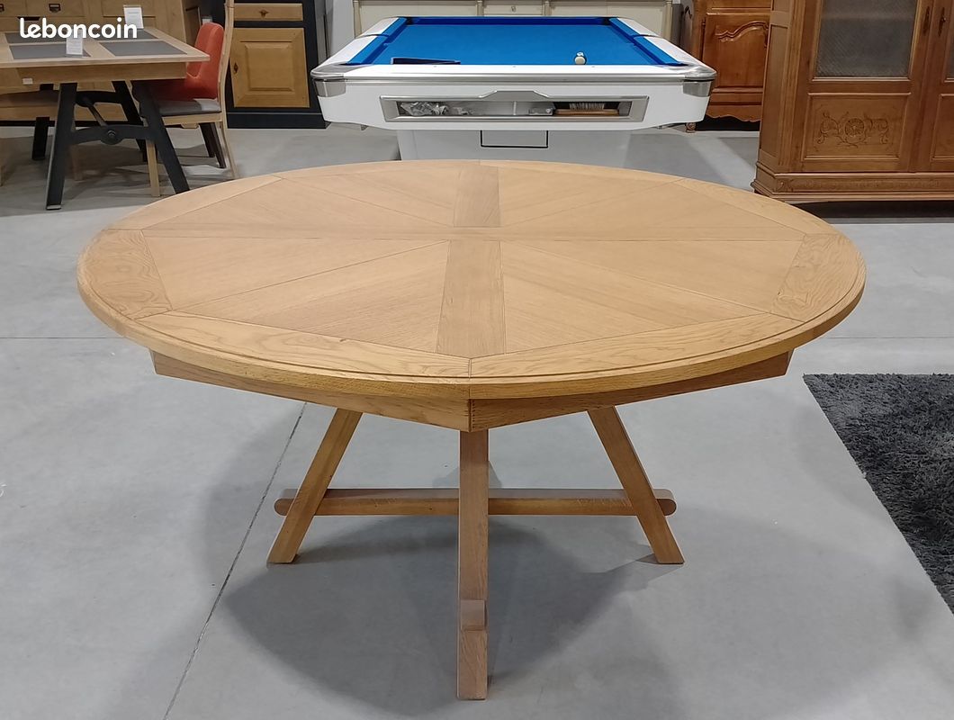 Table Ronde en Chêne Massif - Meuble d'exposition (image 1)