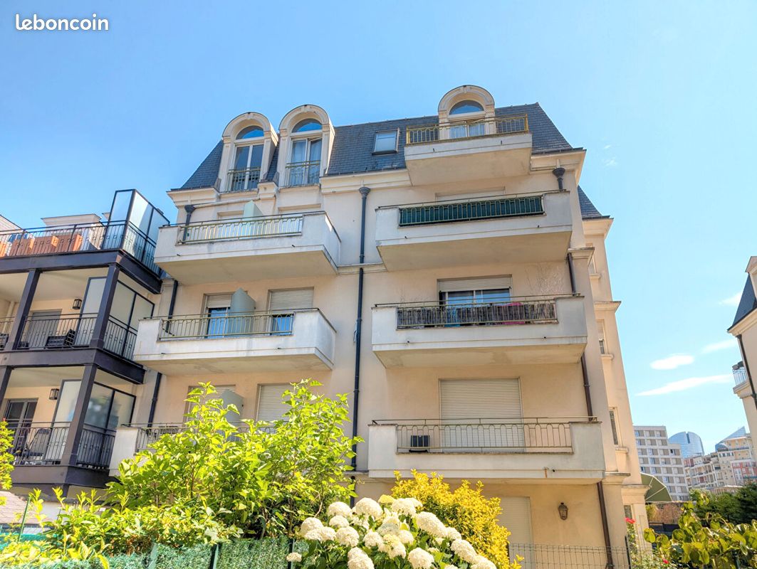 Appartement 5 pièces 113 m² · à La Garenne-Colombes · 113 m² · 749 000 €