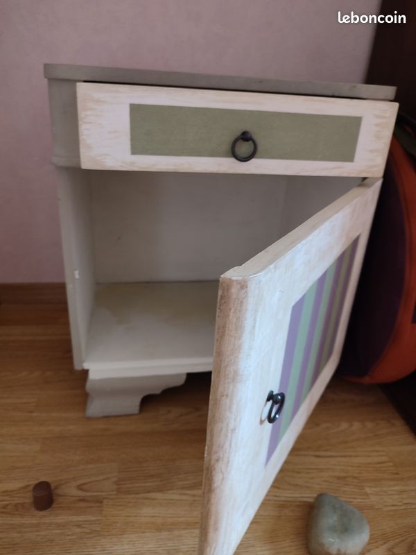 Petit meuble original (image 3)