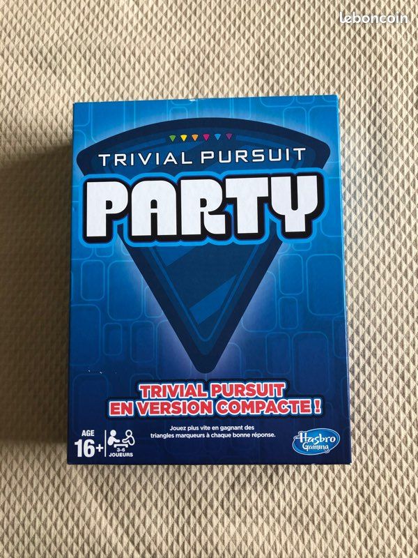 Trivial pursuit party (image 1)