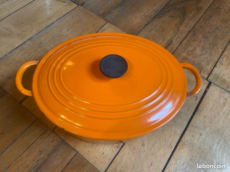 Plat Ovale Le Creuset En Fonte Orange Ø 34 Cm - Vintage N°34 - Bon état
