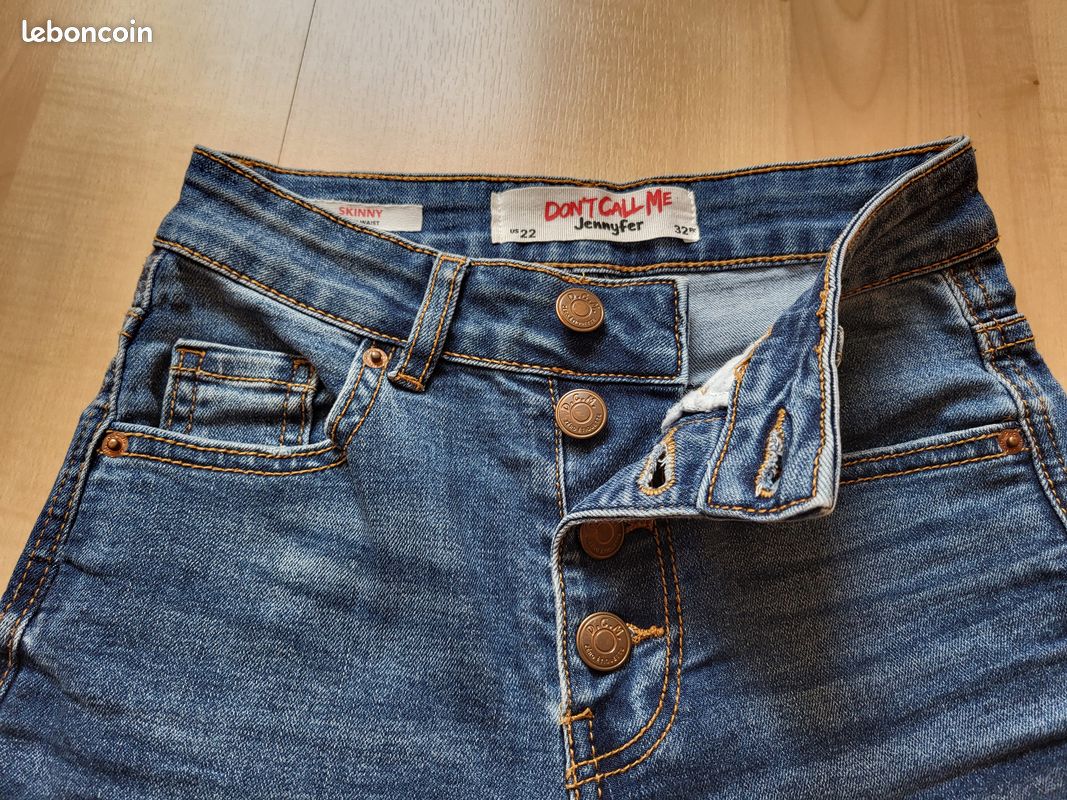 Short Jean Jennyfer Taille 32 (12 Ans) – Multicolore, Coupe Bermuda – Occasion Comme Neuf