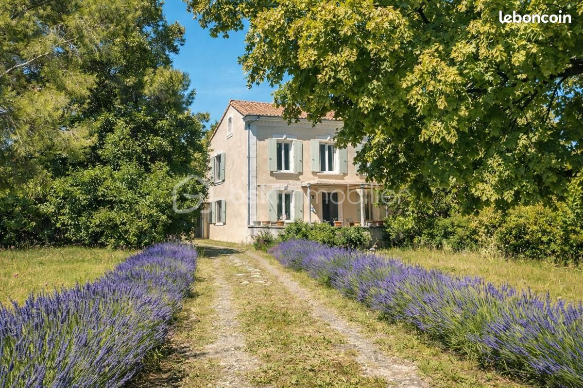 Maison 6 pièces 132 m² · à Valréas · 132 m² · 292 000 €