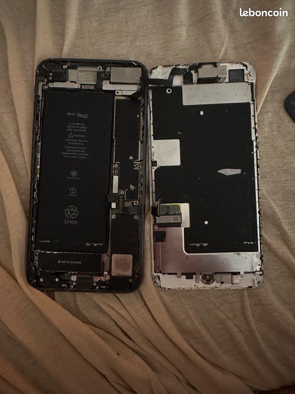IPhone inutilisable (pour pièces) (image 1)