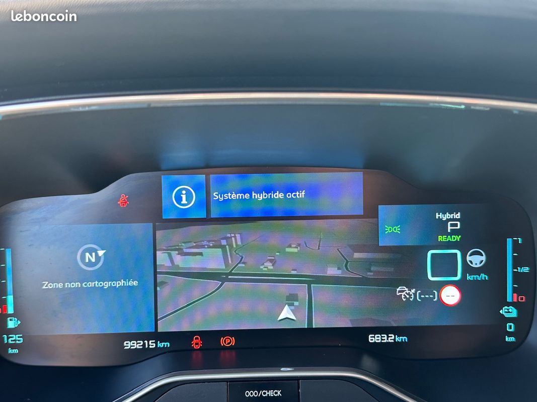Citroën C5 AIRCROSS C-Series 1.6 225 Plug in Hybrid Rechargeable e-EAT8 Boîte auto {ATTELAGE - CAMERA - CLIM - CARPLAY} (image 34)