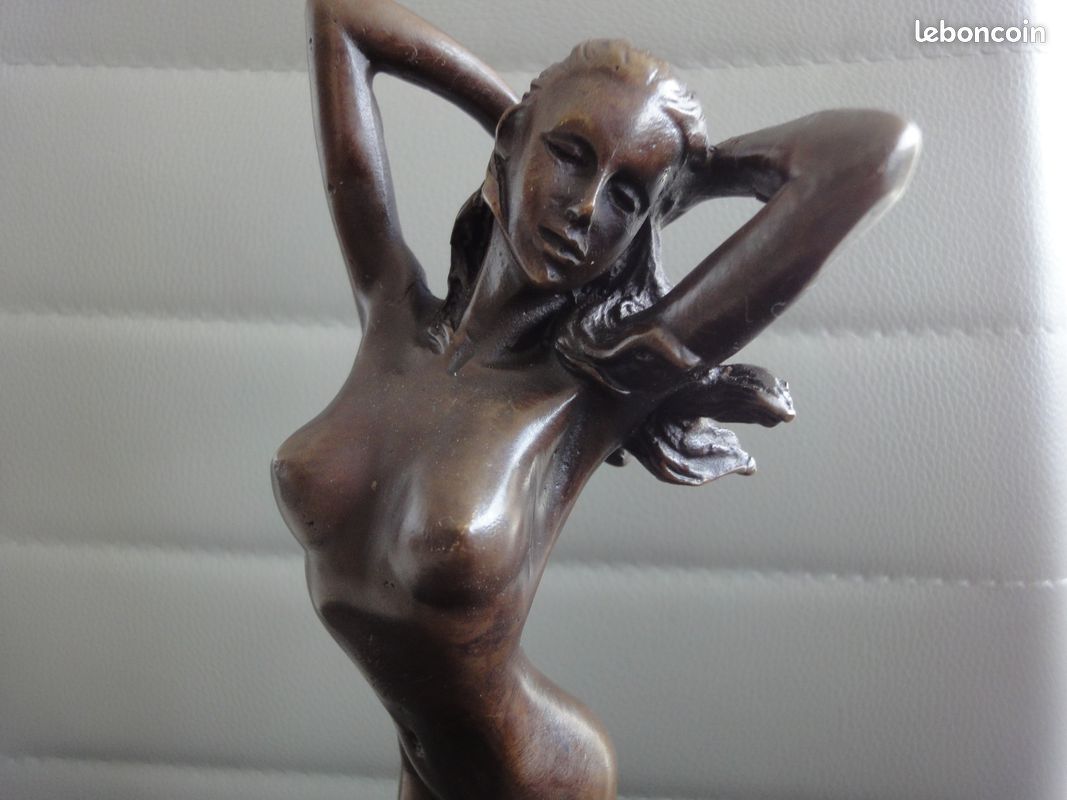 Sculpture bronze signé femme nue - Collection