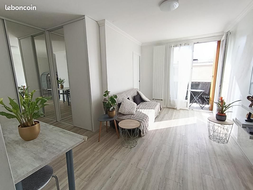Appartement 1 pièce 32 m² · à Combs-la-Ville · 32 m² · 125 000 €