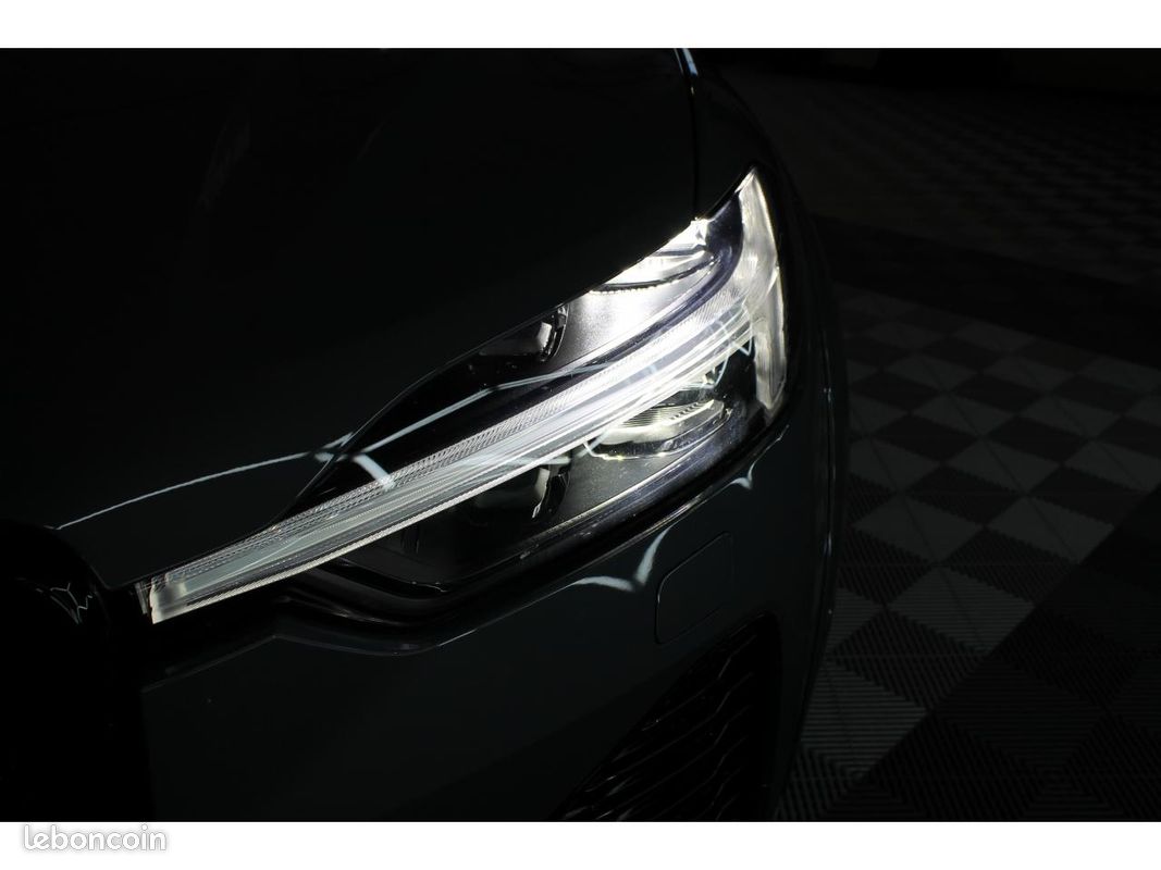 VOLVO XC60 T8 AWD - Polestar Engineered Garantie Constructeur / Caméra 360 / Sièges chauffants (image 30)