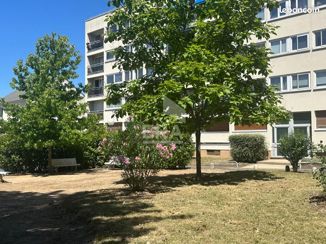 Appartement 3 pièces 69 m² · à Créteil · 69 m² · 292 000 €
