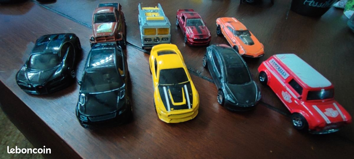 Lot Hot Wheels divers Mattel (image 1)
