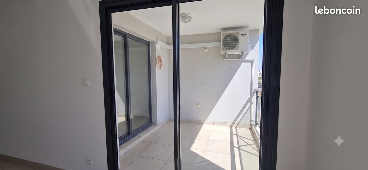 Appartement 3 pièces 49 m² · à Saint-Denis · 49 m² · 139 000 €