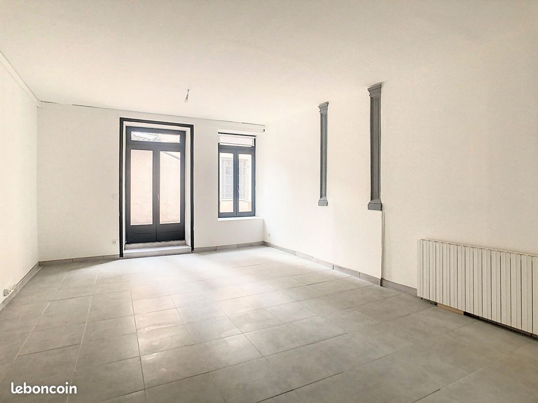 Appartement 4 pièces 112 m² · à Montélimar · 112 m² · 710 €/mois