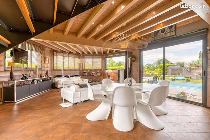 Propriété 6 pièces 163 m²