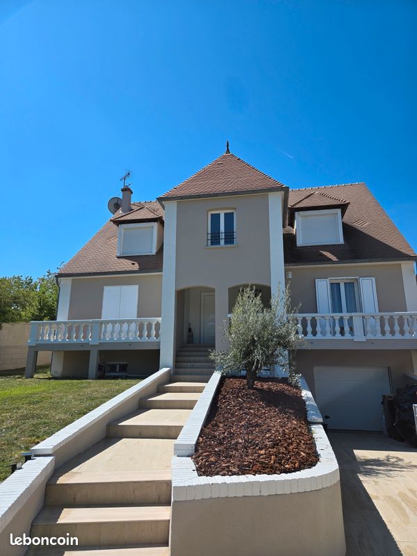 Maison 7 pièces 210 m² · à Meaux · 210 m² · 459 000 €