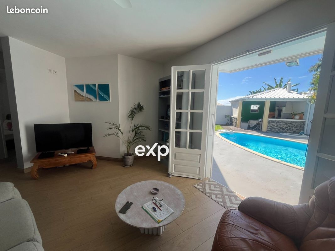 Maison 6 pièces 137 m² · à Sainte-Marie · 137 m² · 478 000 €