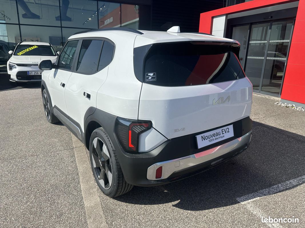 KIA EV2 107,8 kW (145 ch) Autonomie Standard 42.2 kWh Earth (image 3)