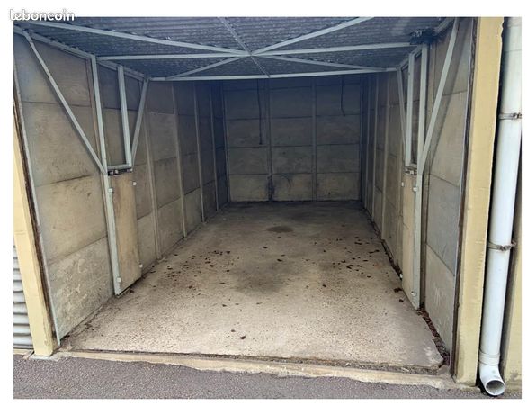 GARAGE fermé sécurisé de plein pied, ERMONT Résidence FOCH bâtiment E