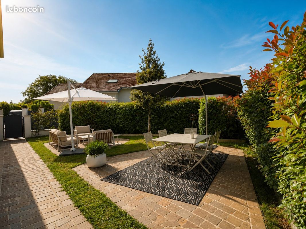 Appartement 4 pièces 148 m² · à Saint-Genis-Pouilly · 148 m² · 795 000 €
