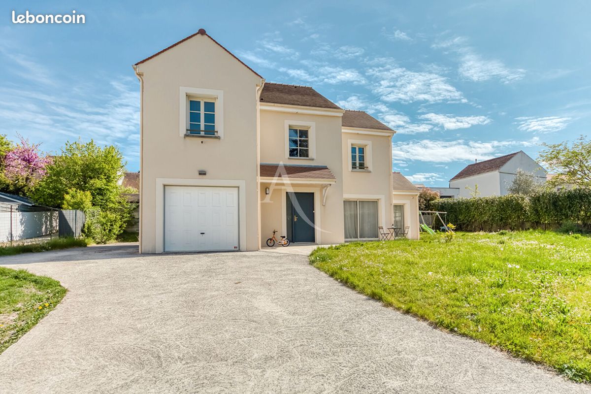 Maison 6 pièces 138 m² · à Bussy-Saint-Martin · 138 m² · 530 000 €