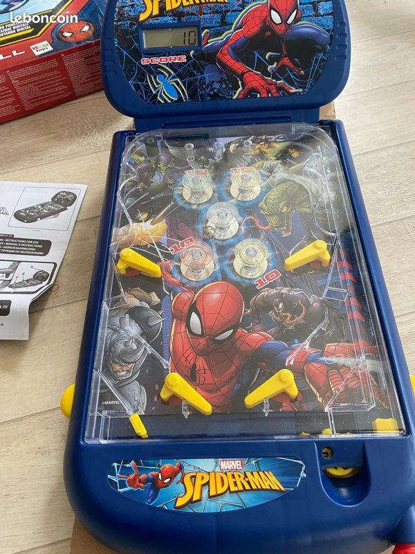 Jeux électroniques flipper SpiderManavec effets lumineux et sonores Lexibook