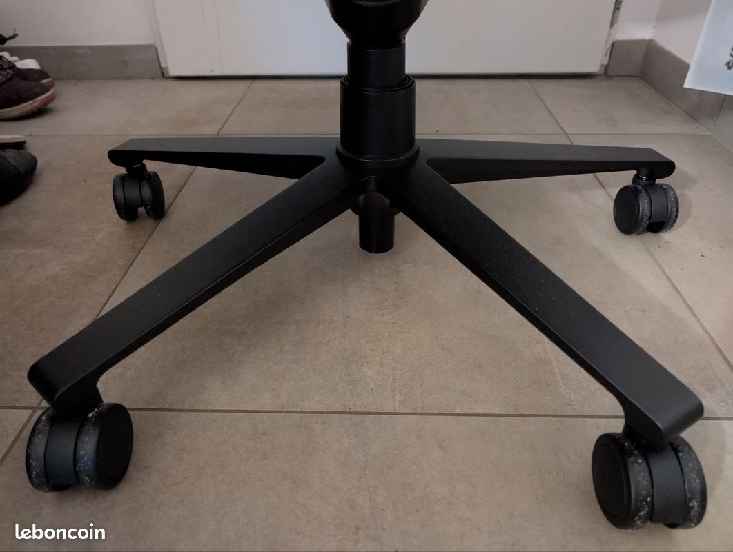 DXRacer Craft - chaise de gaming comme neuve (image 4)