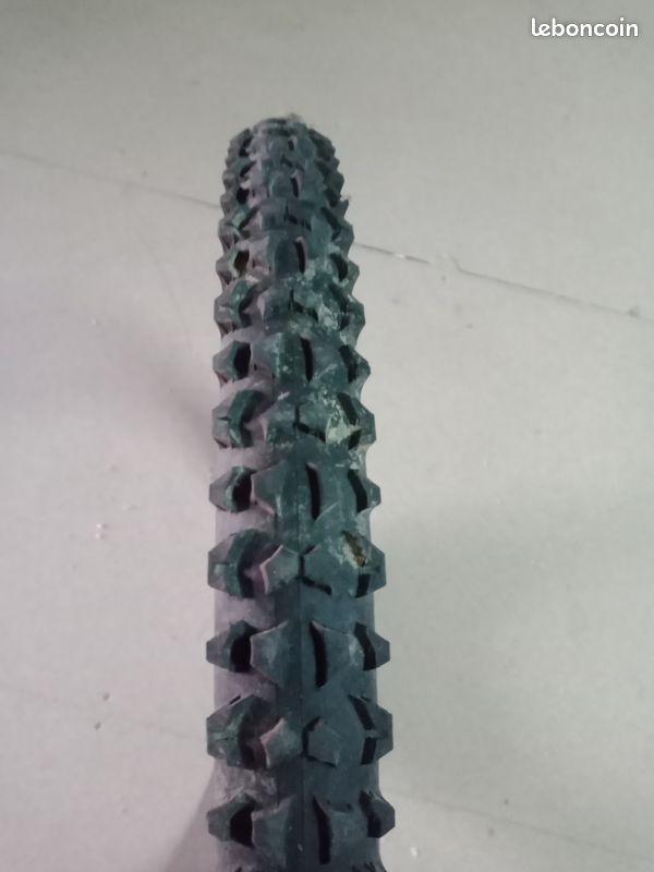 Pneu 24" (image 2)
