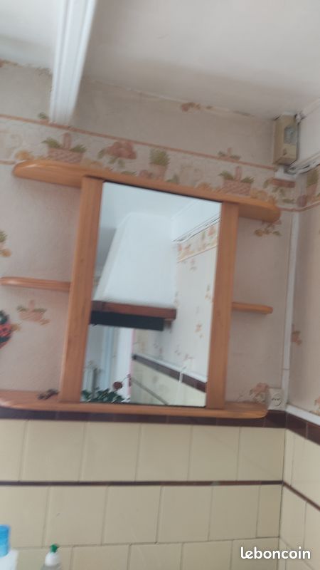 Armoire de toilette (image 1)