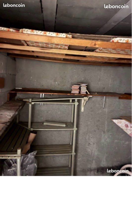 Local commercial 1 pièce 4 m²