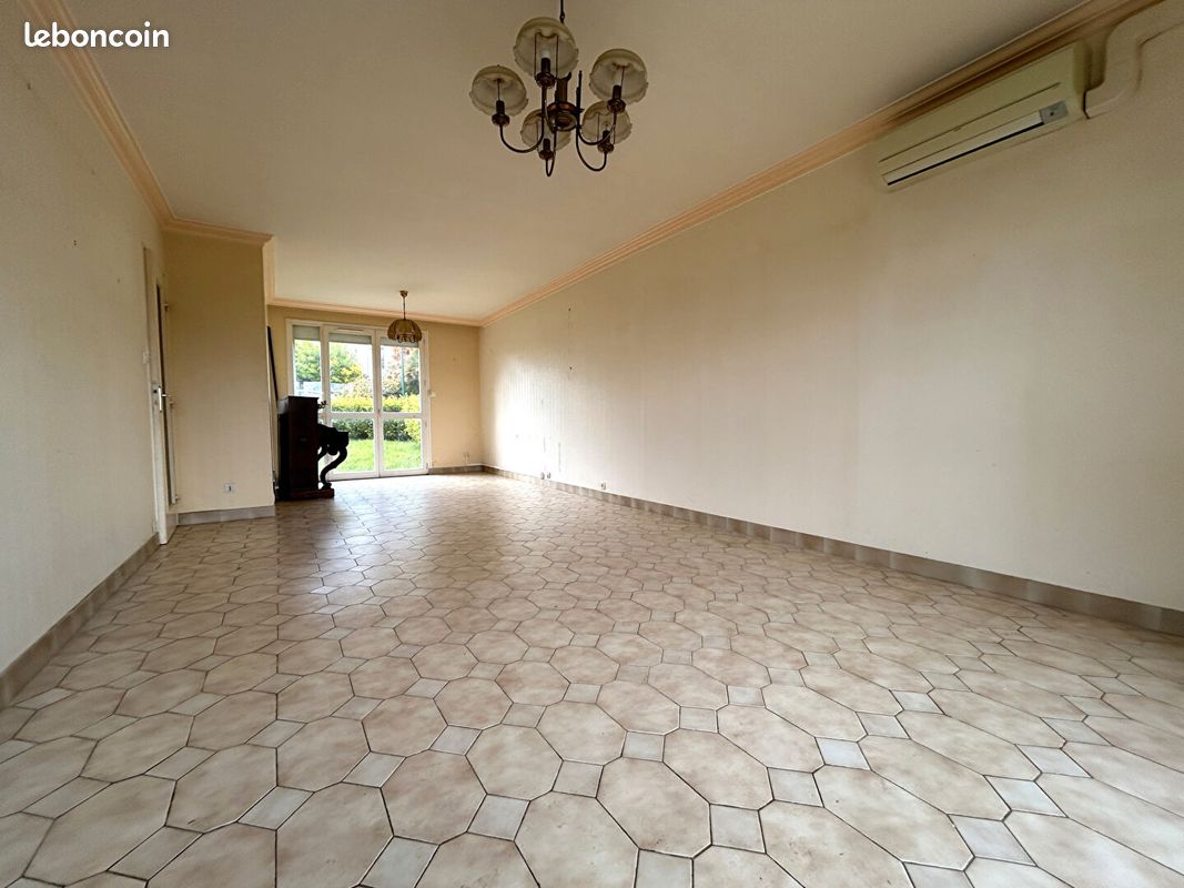 Maison 5 pièces 106 m² · à Pluguffan · 106 m² · 176 550 €