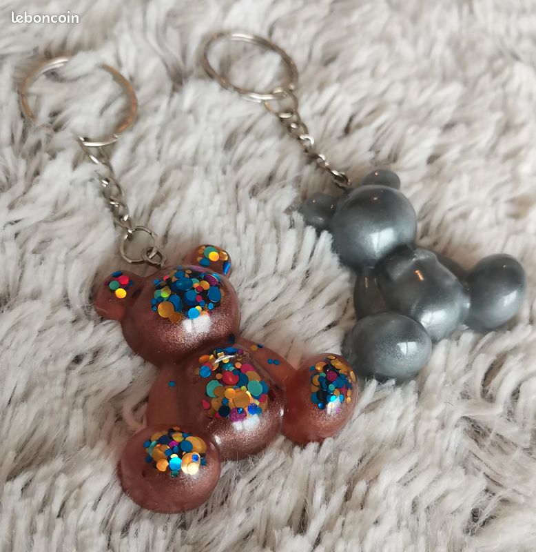 Porte-clés en résine fait à la main avec paillettes / Cadeau d’ours en résine époxy / Cadeau (image 7)