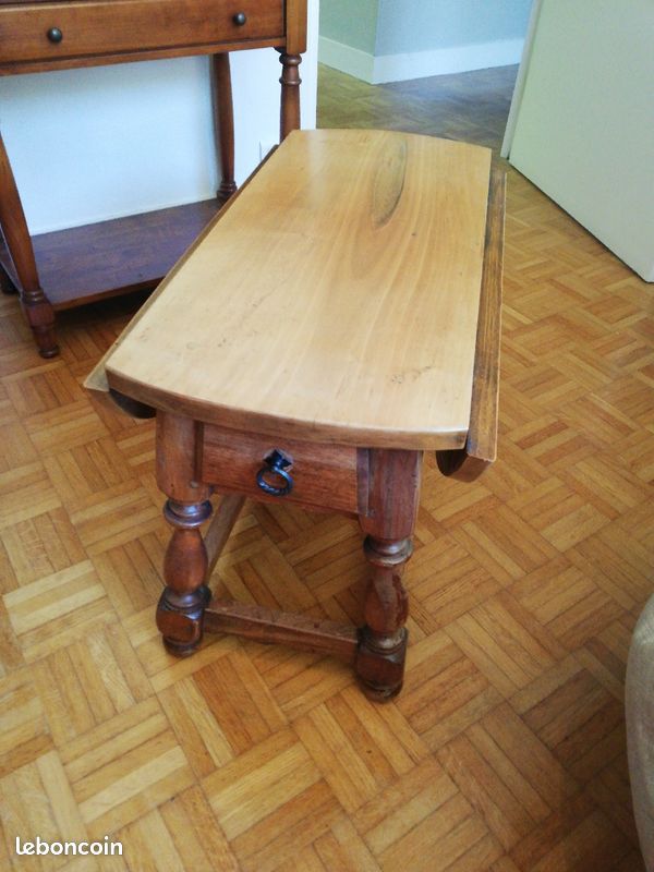 Table basse en bois (image 3)