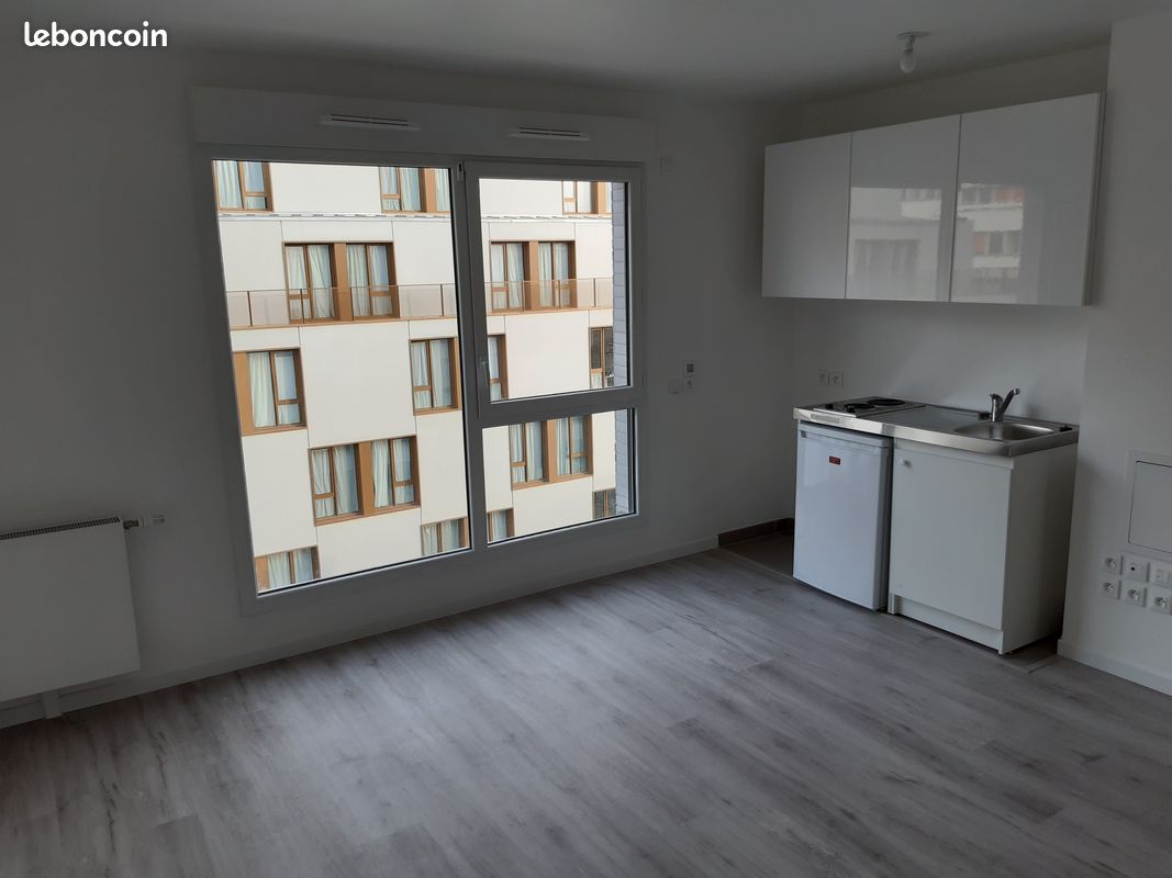 Appartement 1 pièce 28 m² · à Bagneux · 28 m² · 830 €
