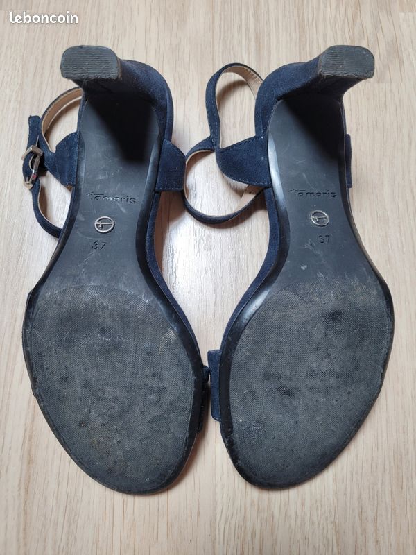 Sandales bleue marine Tamaris Pointure 37 en très bon état (image 10)