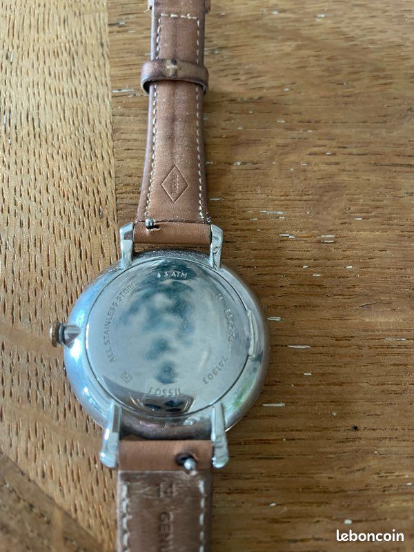 Montre femme FOSSIL (image 2)