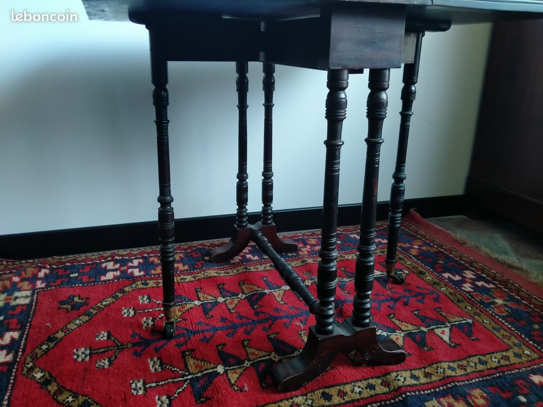Petite table gateleg en acajou massif Angleterre (image 8)