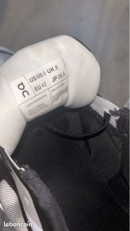Baskets On Running – Taille 42 (image 4)