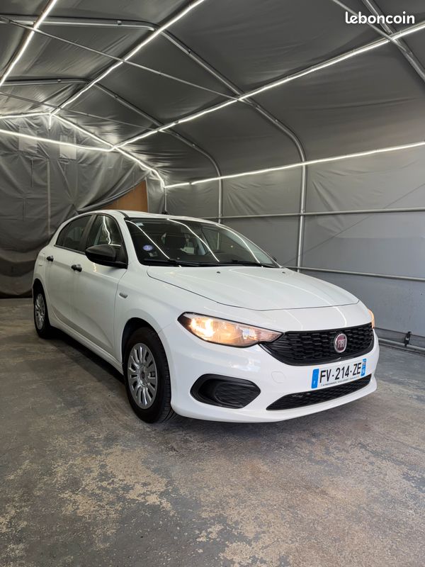 Fiat TIPO 1.4 95CH EASY MY19 5P (image 2)