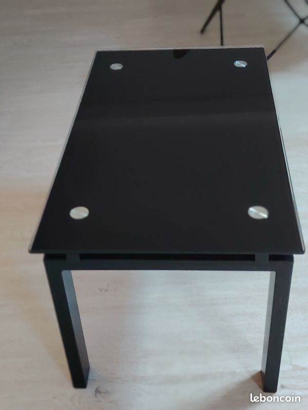 Table basse en verre noir (image 1)