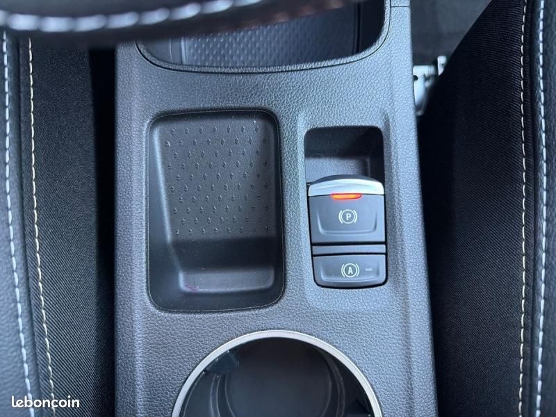 Renault Captur 1.6 E-Tech hybride 145ch Engineered (image 23)