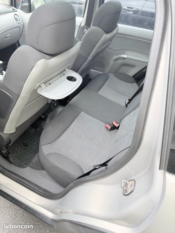 Citroën C3 XTR 1.4 Sensodrive – 88 ch – 2004 – 156 000 km – Boîte auto (image 12)