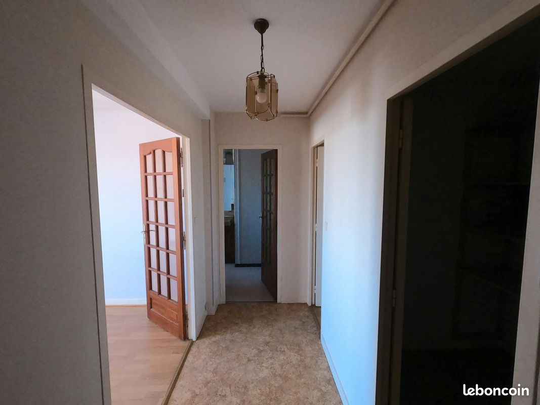Appartement dans résidence sécurisée (image 2)