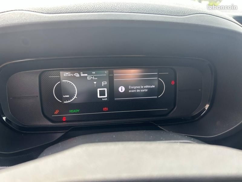 Toyota PROACE CITY Medium Electric 136ch 50 kWh Start Confort 3P MY25 (image 30)