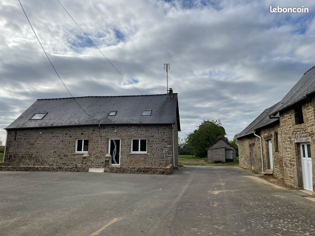 Maison 5 pièces 93 m² · à Larchamp · 93 m² · 210 000 €