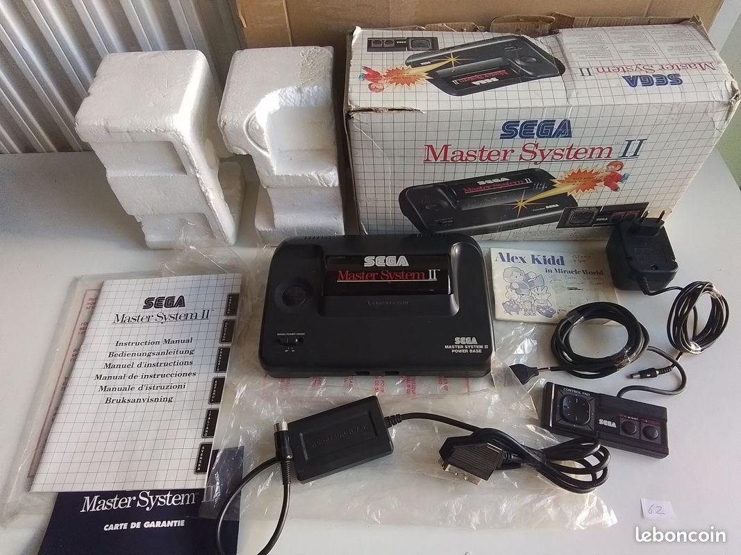 Console SEGA Master System 2 en Boite et Notice + Câbles + Manette - Consoles