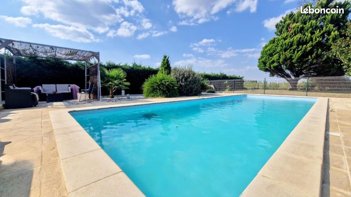 Maison 7 pièces 240 m² · à Calonges · 240 m² · 249 000 €