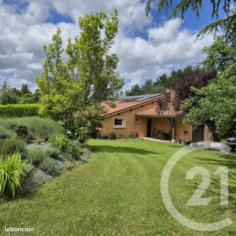 Maison 8 pièces 194 m² · à Parigny · 194 m² · 469 000 €