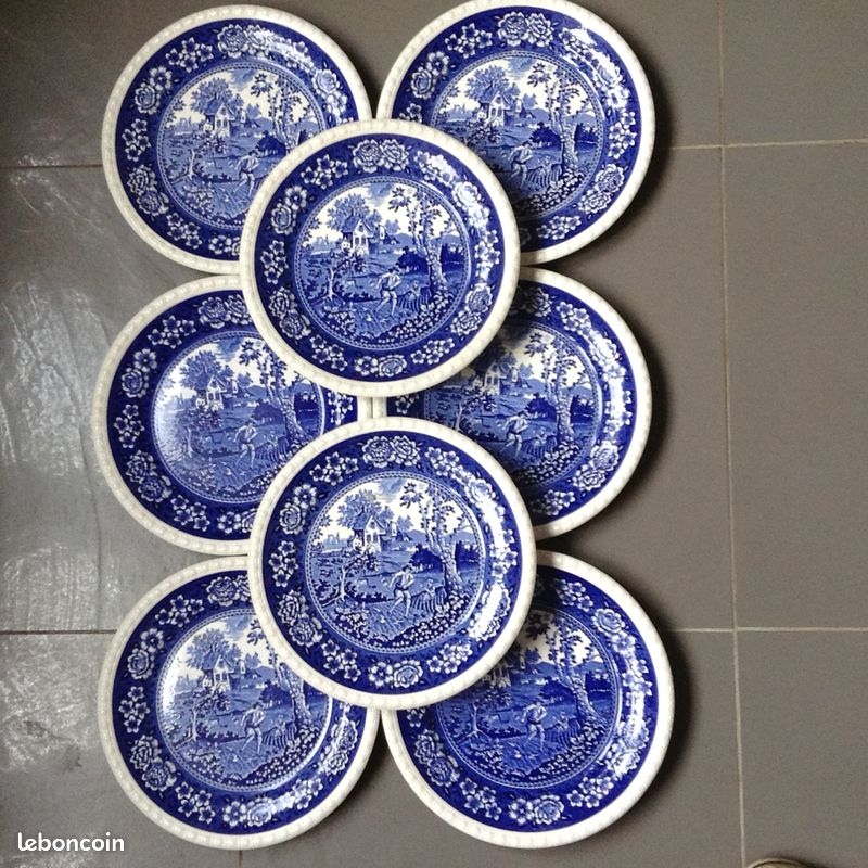 8 assiettes plates Rustica Villeroy & Boch bleu TBE D 26 cm (image 1)
