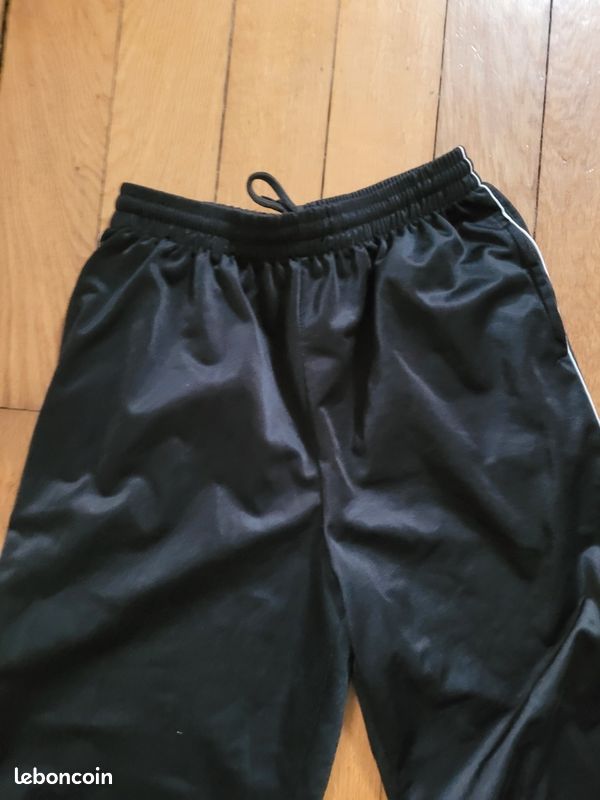 Pantalon sport classique coupe droite bande blanche côté lien sereage taille (image 4)