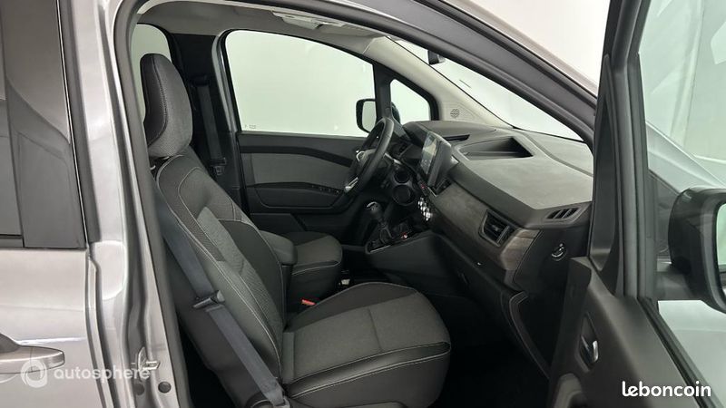 Renault Kangoo 1.5 Blue dCi 115ch Techno - 24 (image 15)